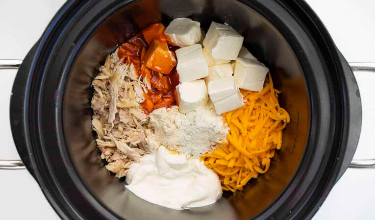 Crockpot Buffalo Chicken Dip